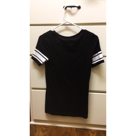 PINK Victoria’s Secret top - Picture 3 of 4